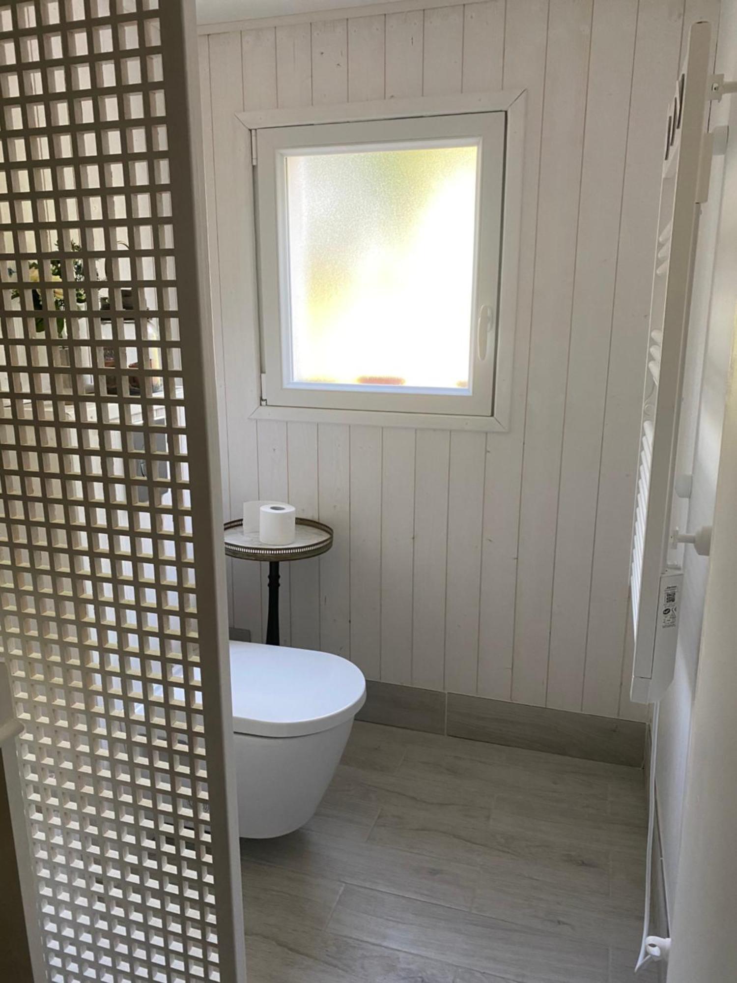 La Chambre Du Moulin سا سيرْ سور مير المظهر الخارجي الصورة